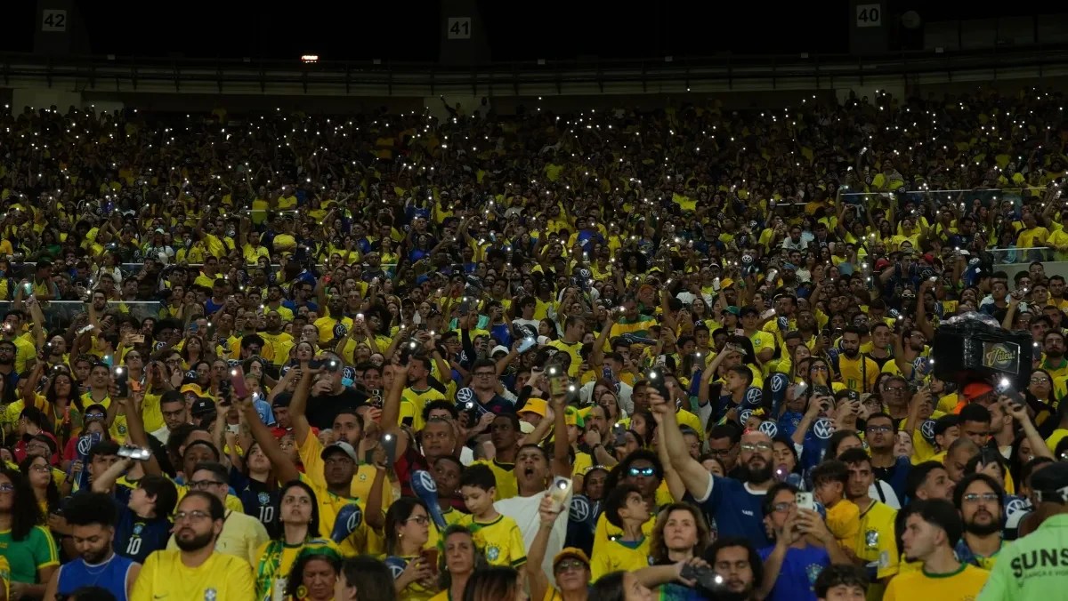 Copa do Mundo: primeiro jogo do Brasil no mata-mata terá ponto facultativo