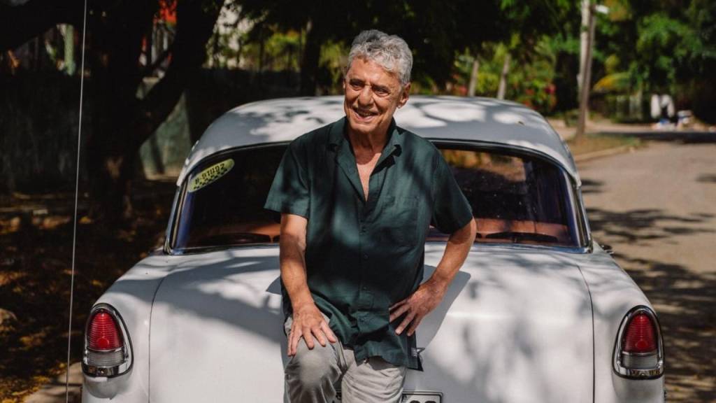 Chico Buarque faz 82 anos. Saiba quais são as músicas mais tocadas do cantor