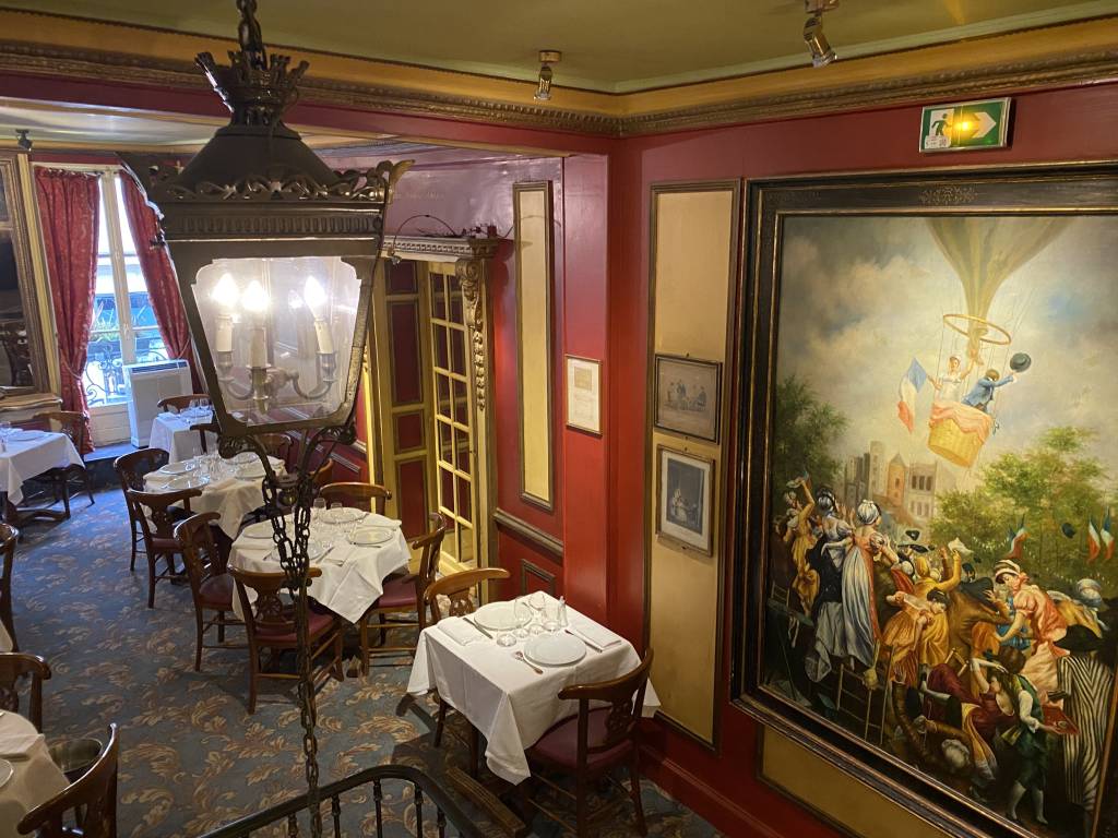 Cafés históricos pelo mundo: três endereços com história e boa gastronomia