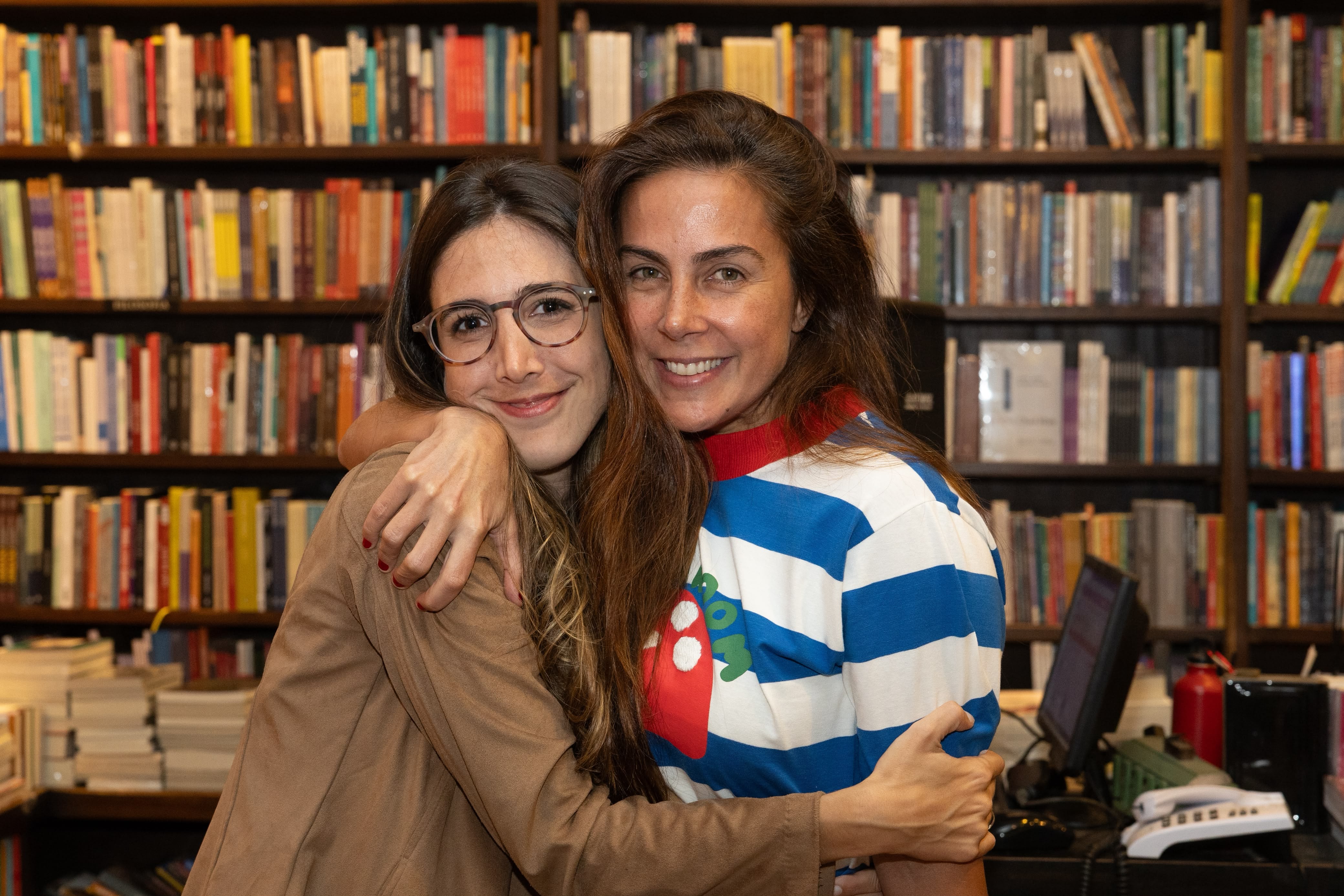 Ana Victoria Almeida: Parkinson é personagem no romance de estreia