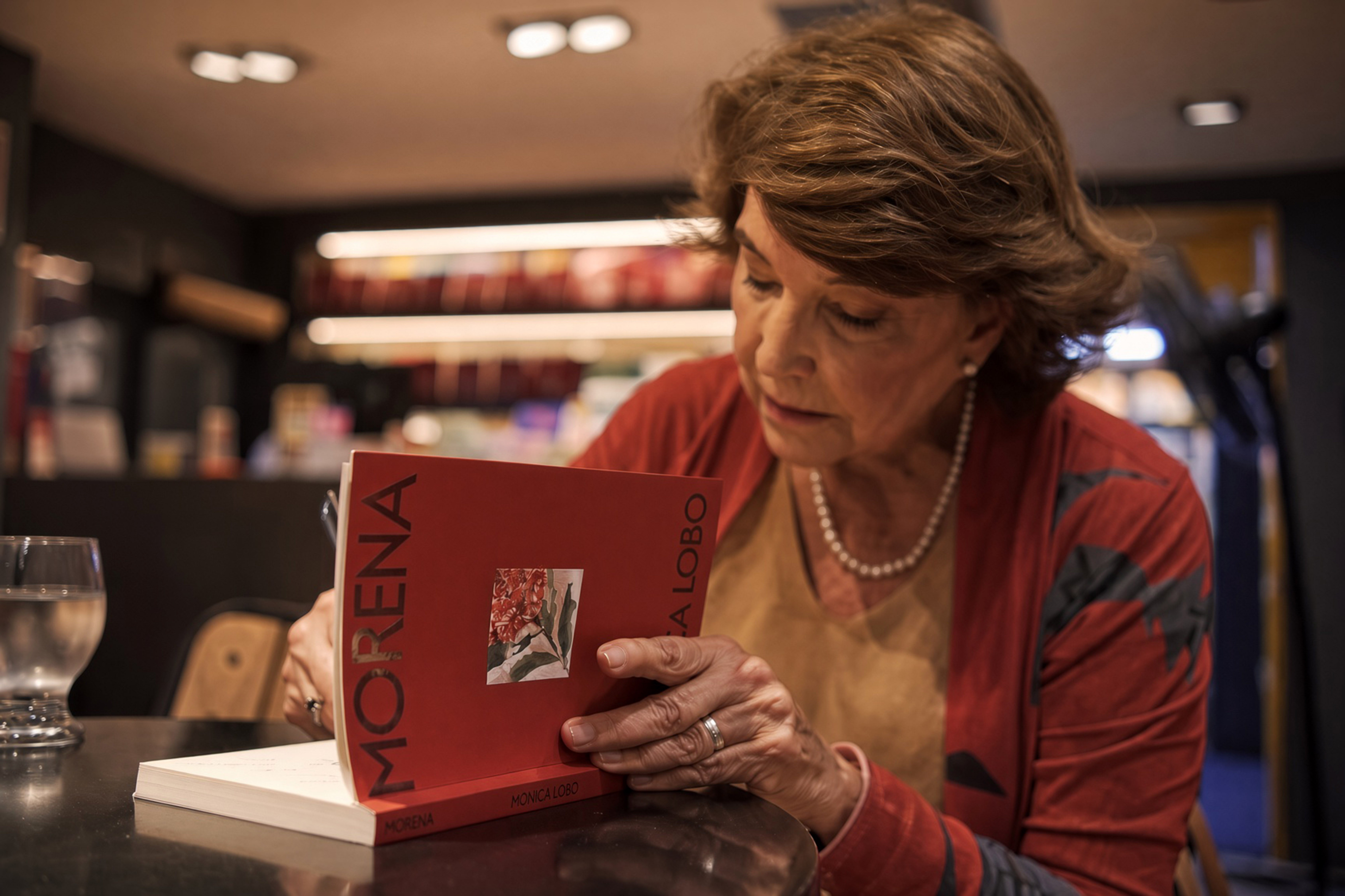 Crônica, por Eduardo Affonso: “Morena”, uma conversa com Monica Lobo