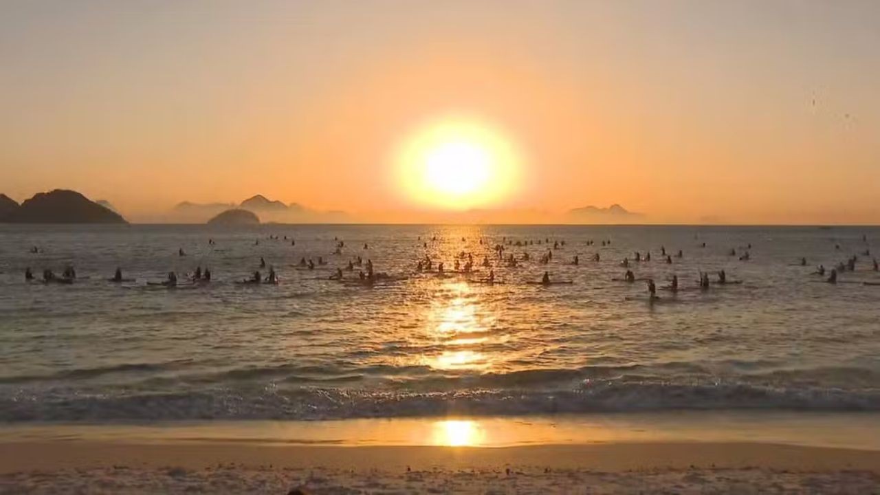 Alerta de ventania interrompe aula de stand-up paddle. Veja a previsão
