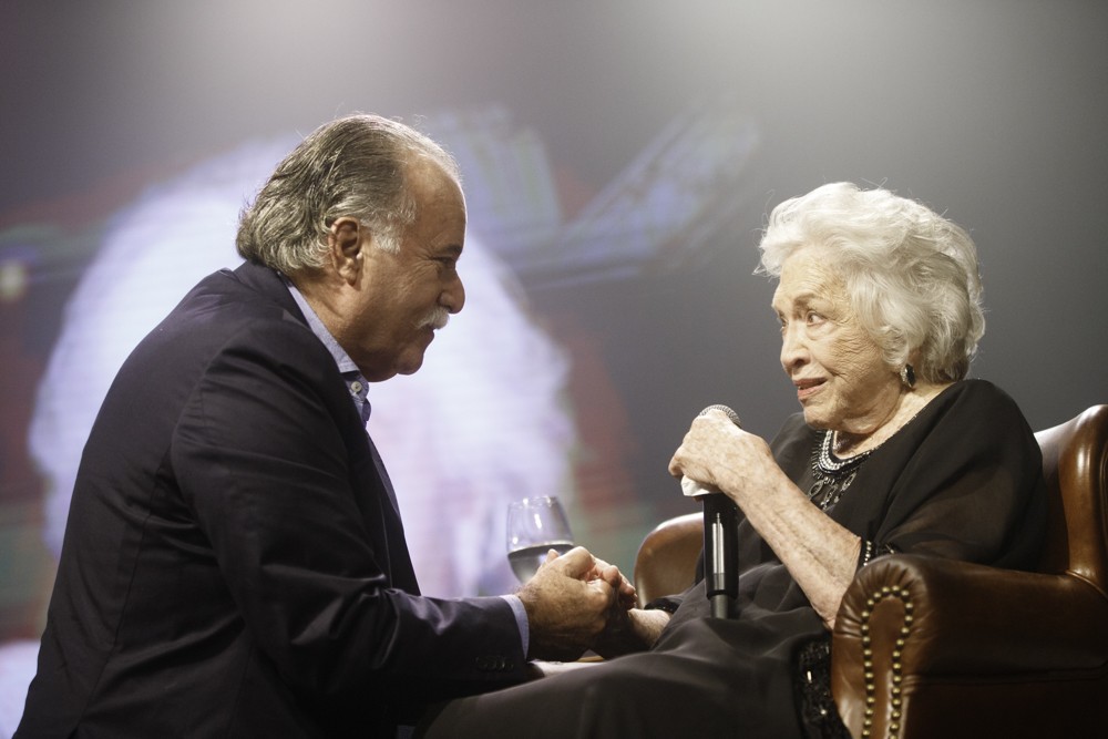 Aplausos para Nathalia Timberg: 97 anos e 90 de carreira