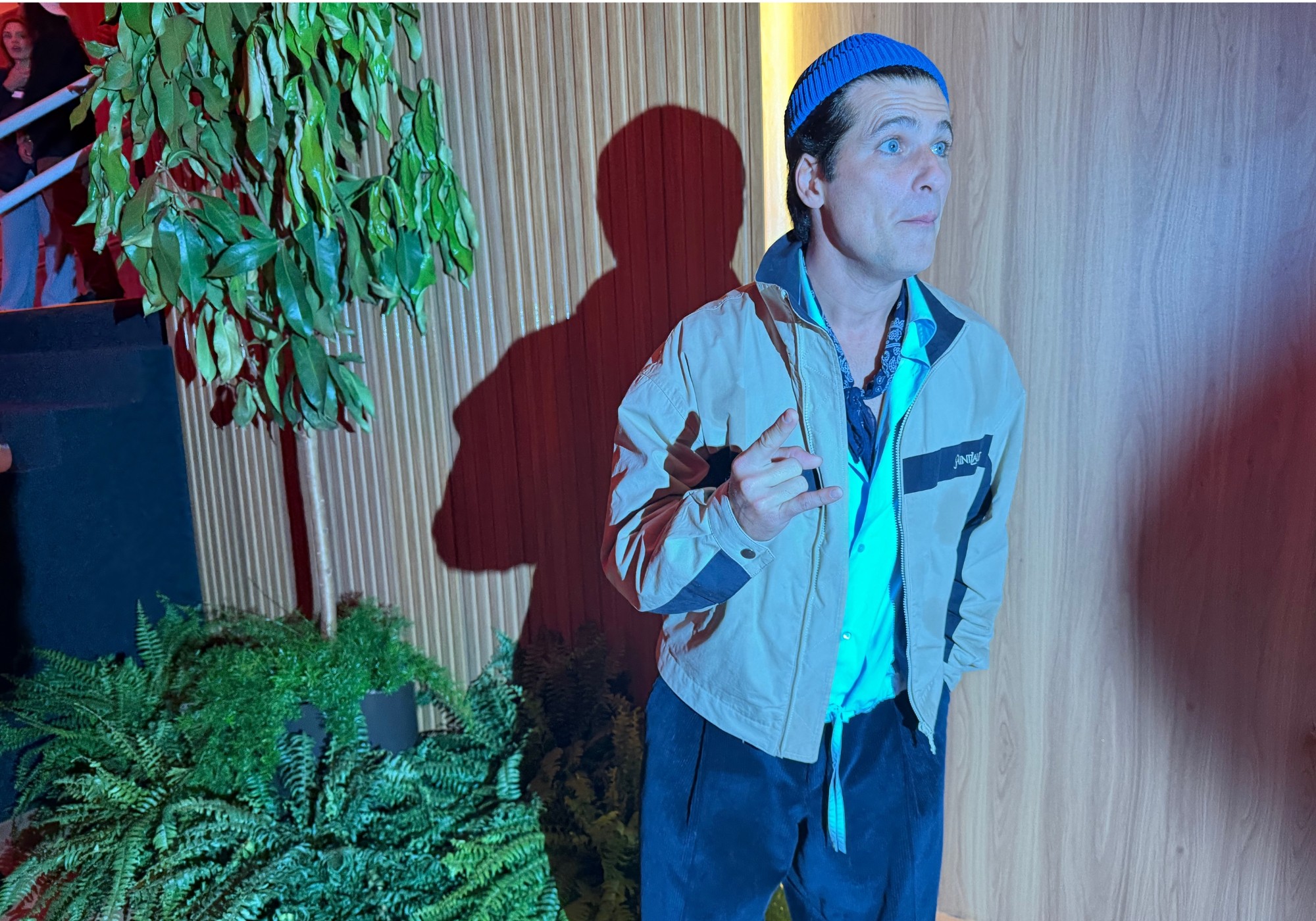 “Carioca na chuva”: Bruno Gagliasso explica o próprio look no Rock in Rio